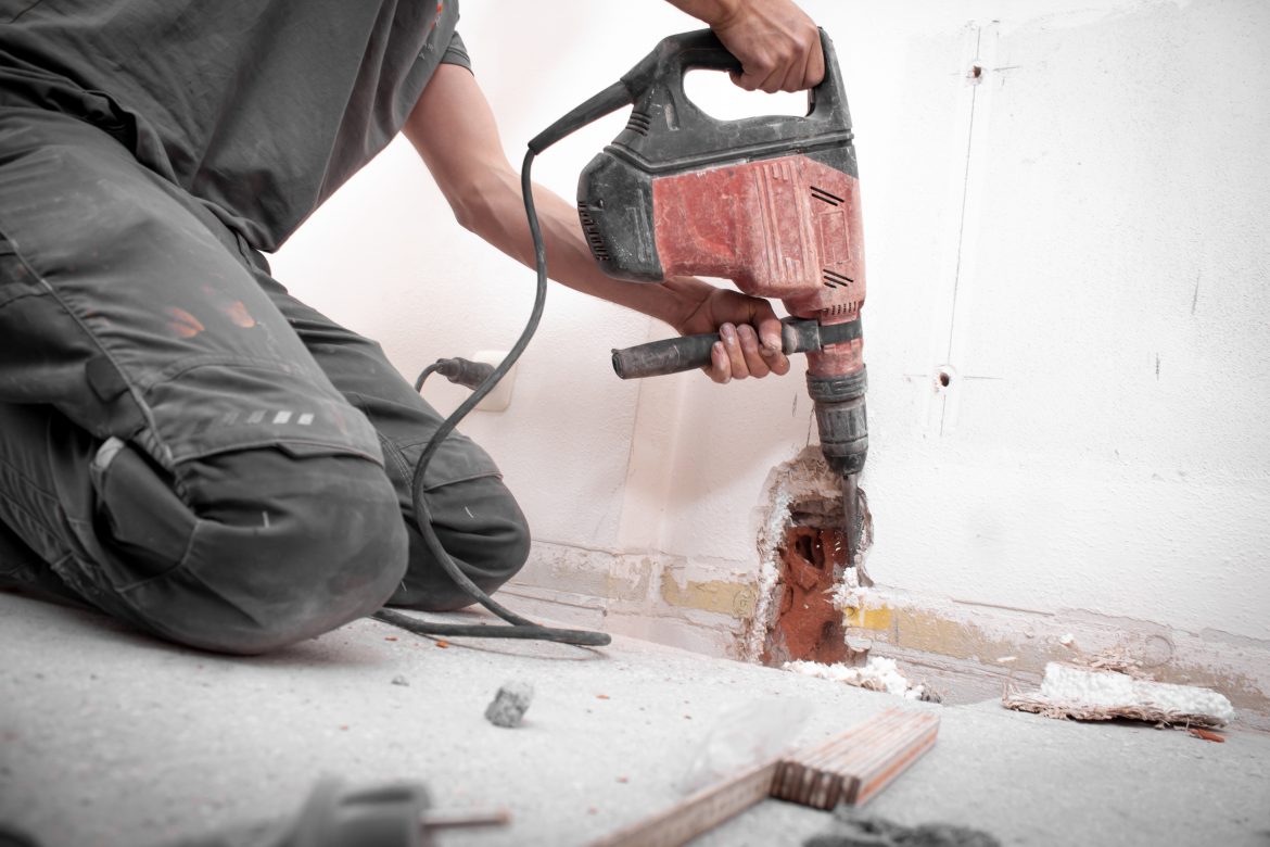 Man using powertool
